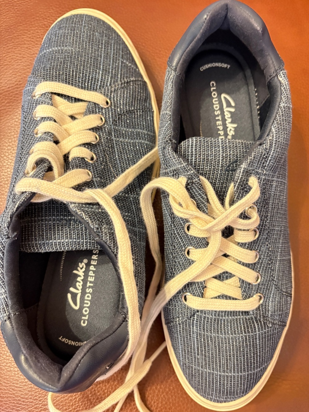 Clarks Cloudsteppers Blue Canvas Sneakers with slight sparkle